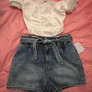 STS Blue Mika Paper Bag high waisted shorts NWT- 27”